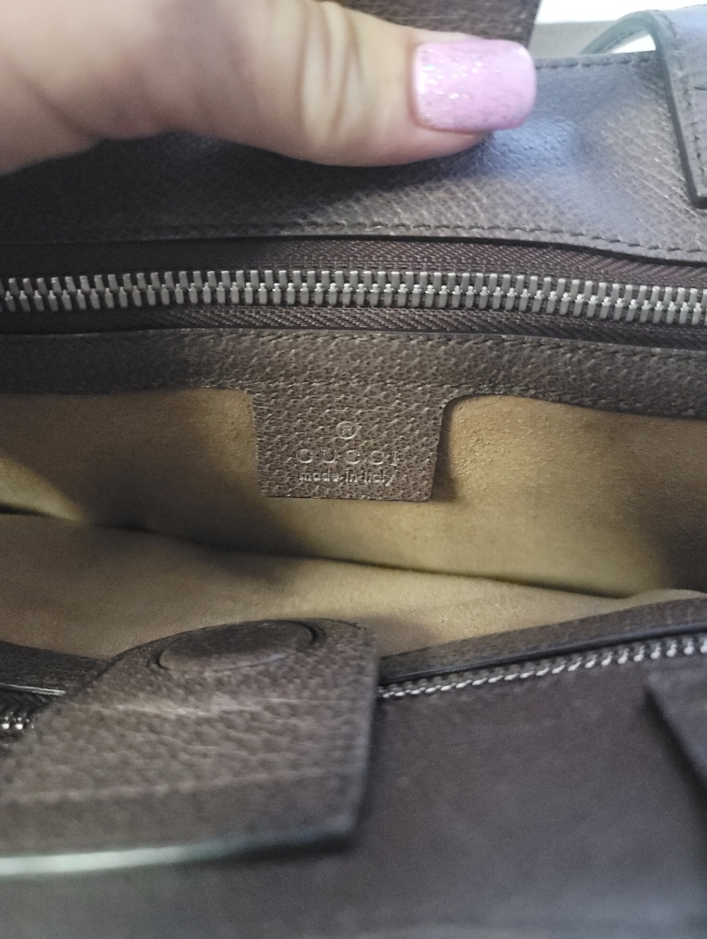 Gucci Tian Soft GG Supreme Tote - Picture 7 of 15